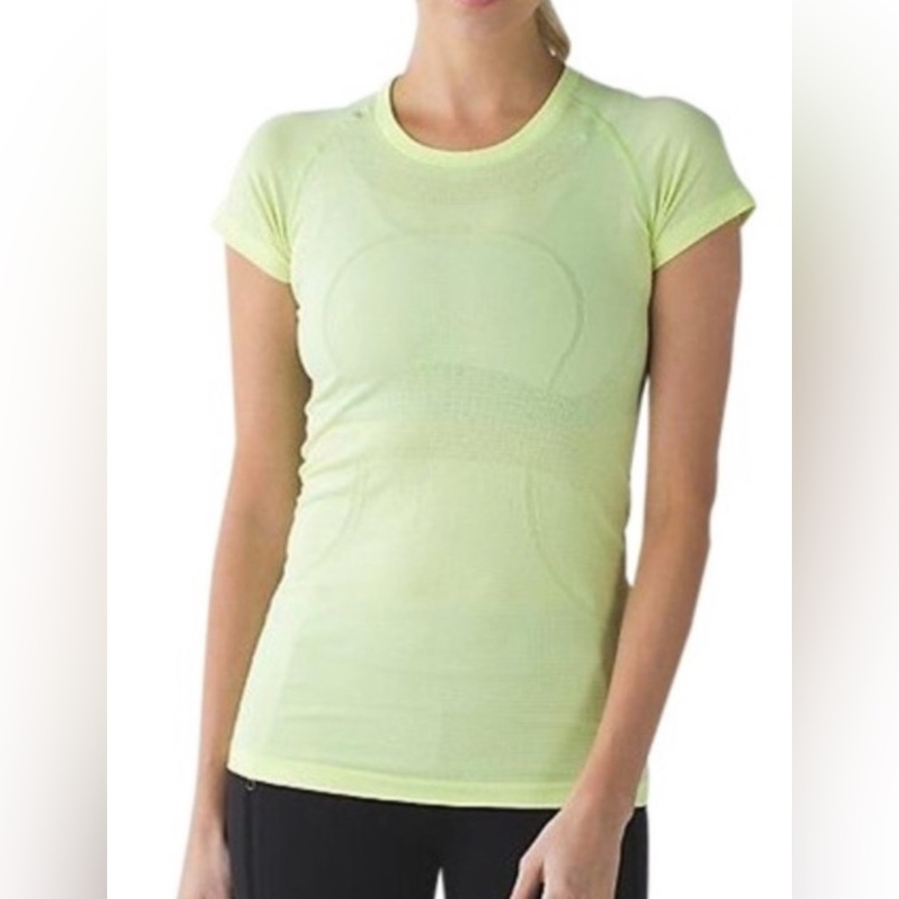 Lululemon Athletica Soft Yellow Short Sleeve Tee